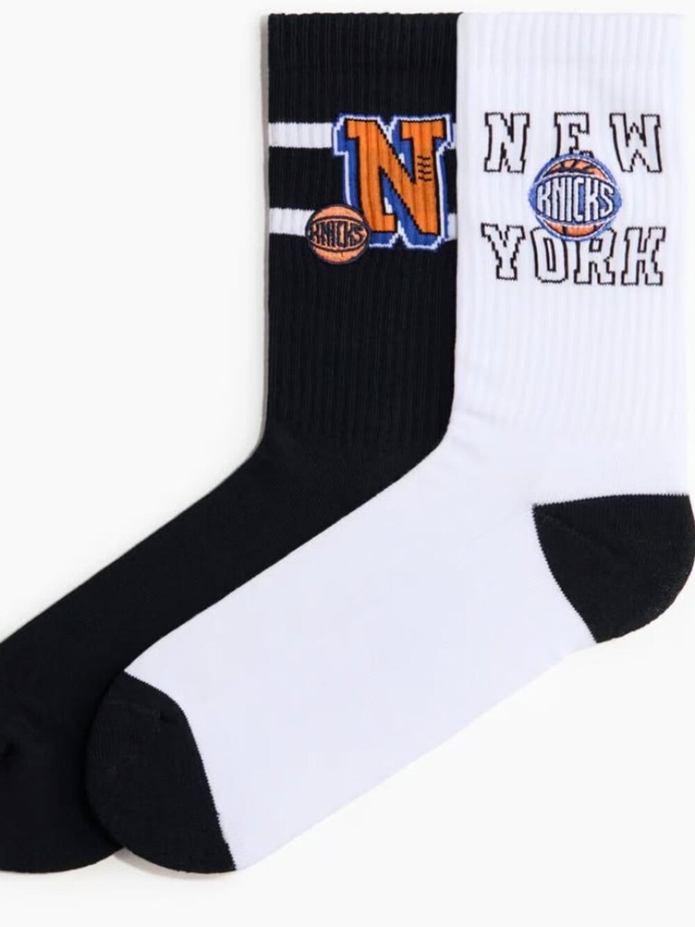 New York Knicks Socks - 2 pairs (black and white)